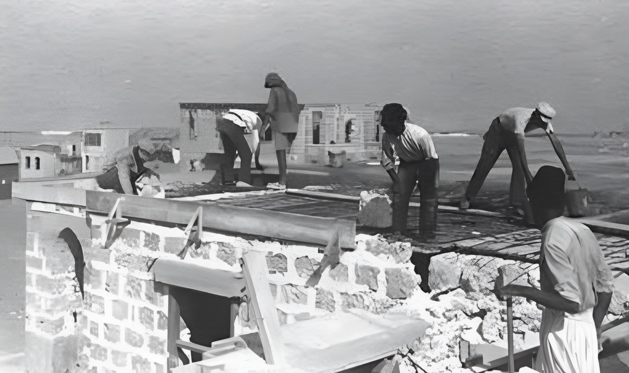 Travaux sur une toiture — photographie d’illustration